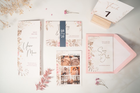 Einladungen selbst gestalten - Einladungskarten & mehr, Hochzeitskarten Karlsruhe, Kontaktbild